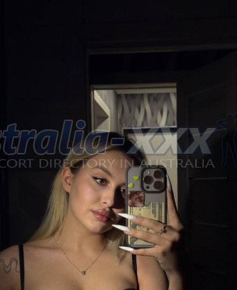 Photo escort girl Mia: the best escort service