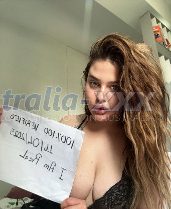 Photo escort girl MasalVIP: the best escort service