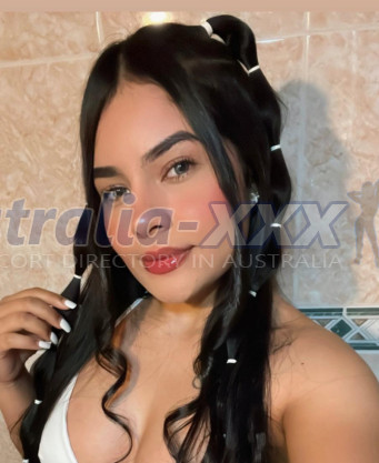 Photo escort girl Alahia : the best escort service