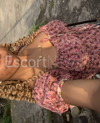 Photo escort girl Honey : the best escort service