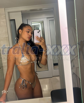 Photo escort girl Lizzy : the best escort service