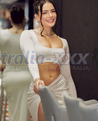 Photo escort girl Camille: the best escort service