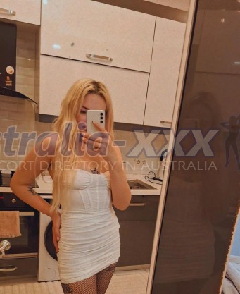 Photo escort girl ESILA: the best escort service