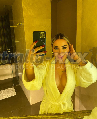 Photo escort girl Simay: the best escort service