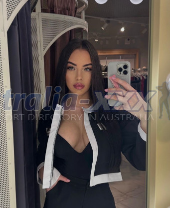 Photo escort girl Elina_Young: the best escort service