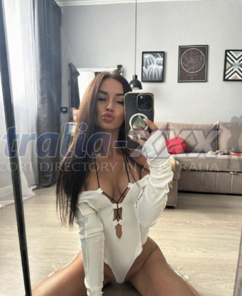 Photo escort girl Kleo: the best escort service