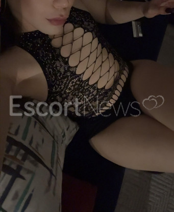 Photo escort girl Cindy Doris: the best escort service