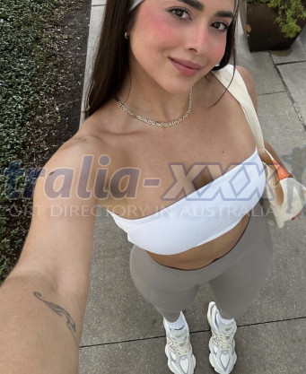 Photo escort girl ALEYNA: the best escort service