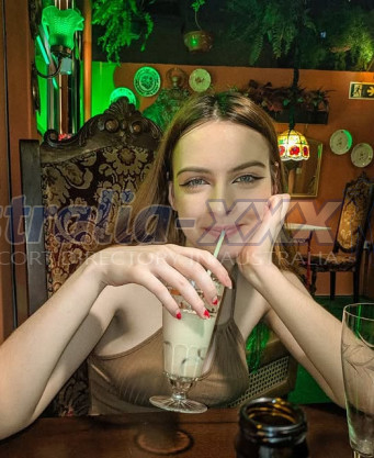 Photo escort girl Deniz: the best escort service