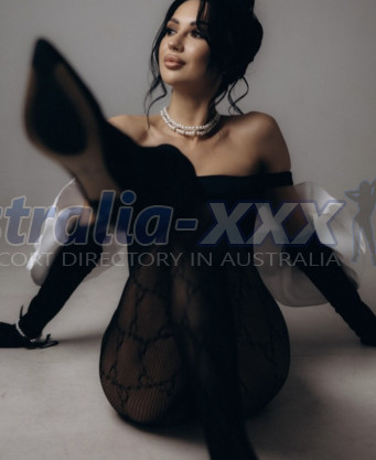 Photo escort girl Toprak: the best escort service