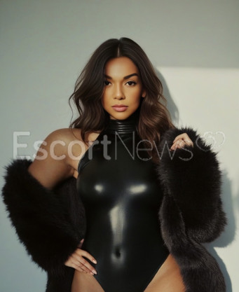 Photo escort girl Aylin: the best escort service
