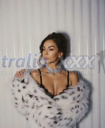 Photo escort girl Aylin: the best escort service