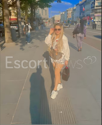 Photo escort girl Lillian : the best escort service