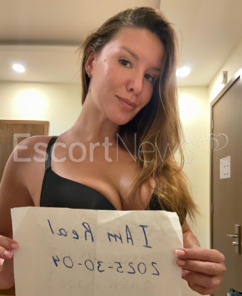 Photo escort girl Liza: the best escort service