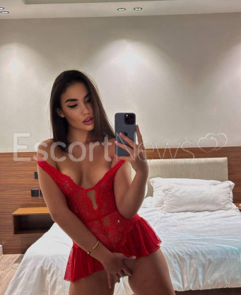 Photo escort girl Marina : the best escort service