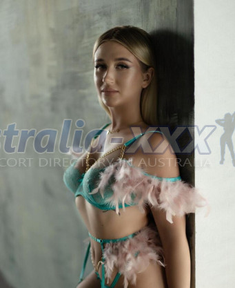 Photo escort girl Alena Glamour: the best escort service