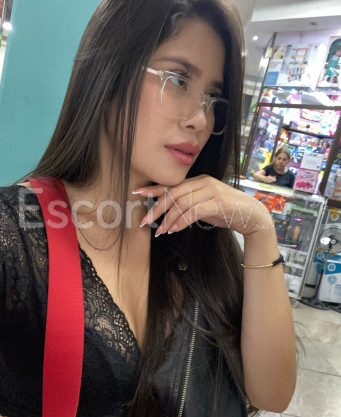 Photo escort girl PAMELA: the best escort service