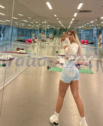 Photo escort girl Kiristina: the best escort service
