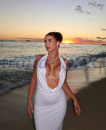 Photo escort girl Elza: the best escort service