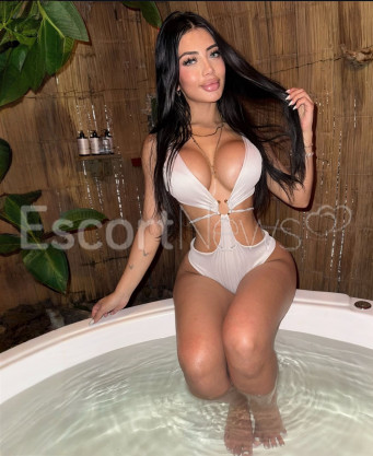 Photo escort girl Joyce: the best escort service