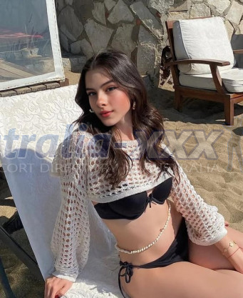 Photo escort girl Oykum: the best escort service