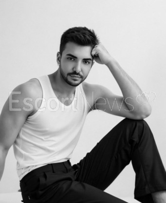 Photo escort girl Tango: the best escort service