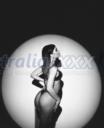 Photo escort girl Amira Glamour: the best escort service