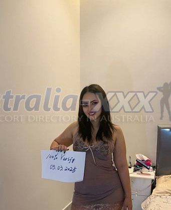 Photo escort girl MIY: the best escort service