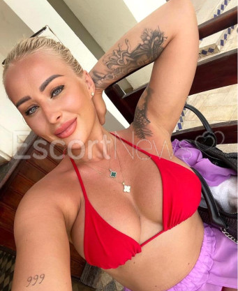 Photo escort girl VIOLETTA: the best escort service