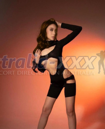 Photo escort girl Adel: the best escort service