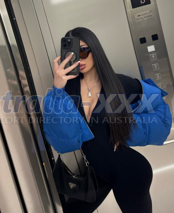 Photo escort girl ella: the best escort service
