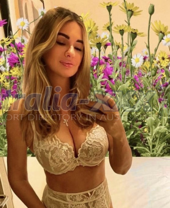 Photo escort girl Svetlana: the best escort service