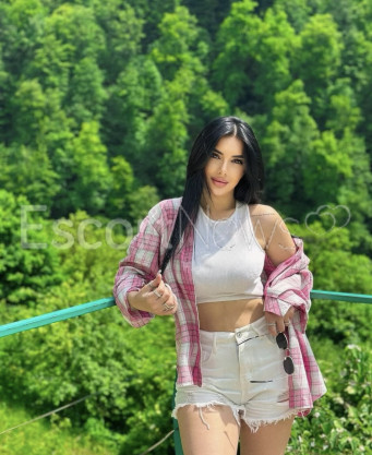 Photo escort girl Leyla: the best escort service