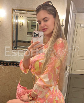 Photo escort girl Sofia: the best escort service