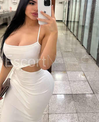 Photo escort girl Fiorella: the best escort service