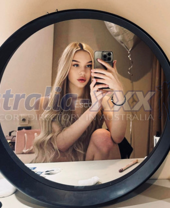 Photo escort girl SOFIA: the best escort service