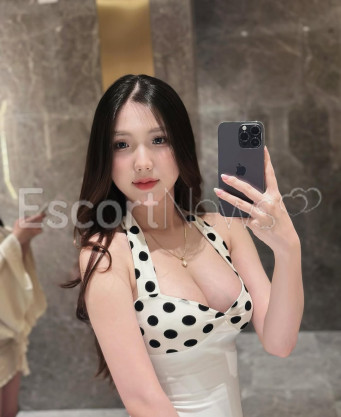 Photo escort girl Sella: the best escort service