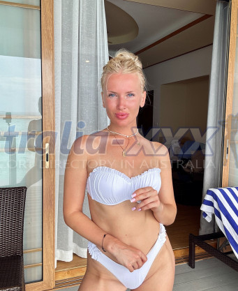 Photo escort girl Amaya: the best escort service