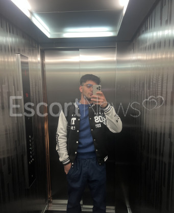 Photo escort girl Revaz: the best escort service
