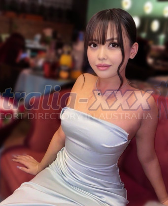 Photo escort girl Yuna: the best escort service