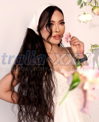 Photo escort girl Yuna: the best escort service
