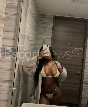 Photo escort girl Titie: the best escort service