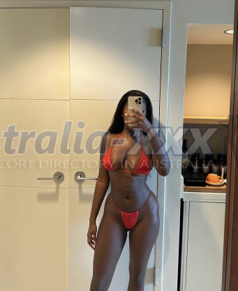 Photo escort girl Titie: the best escort service