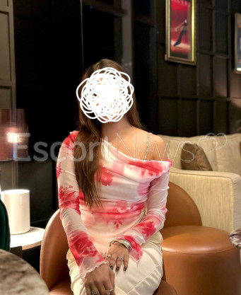 Photo escort girl Nishi: the best escort service