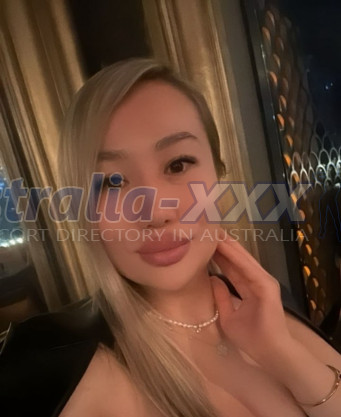 Photo escort girl MADINA: the best escort service