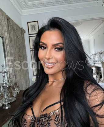 Photo escort girl Sevda: the best escort service