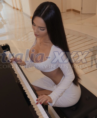 Photo escort girl Ellina: the best escort service