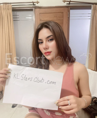 Photo escort girl Qistina: the best escort service