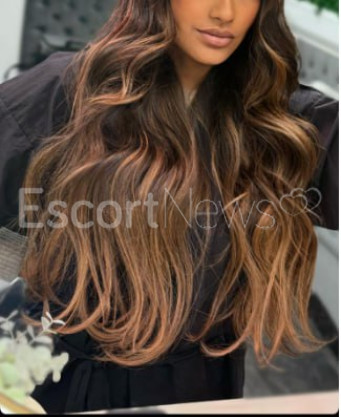 Photo escort girl Alline: the best escort service