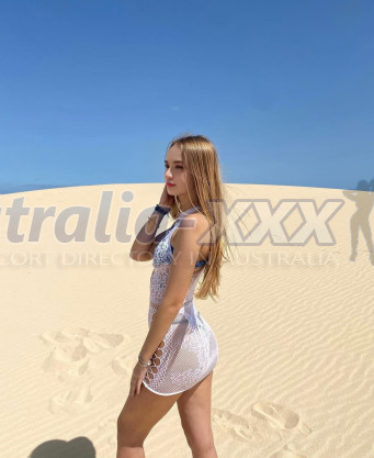 Photo escort girl Elina : the best escort service